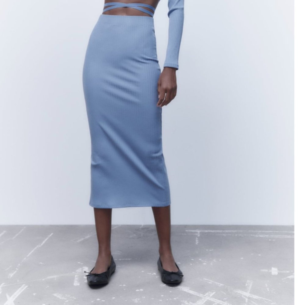 NWT ZARA RIBBED MIDI SKIRT LIGHT BLUE